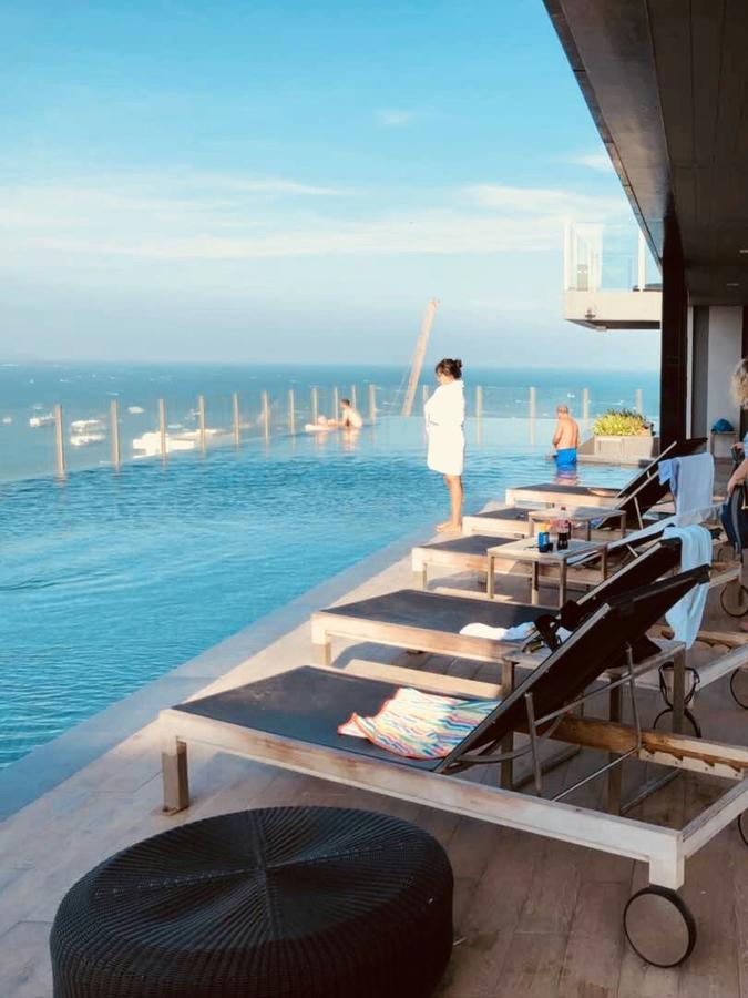 The Base Pattaya By Feng Lägenhet Exteriör bild
